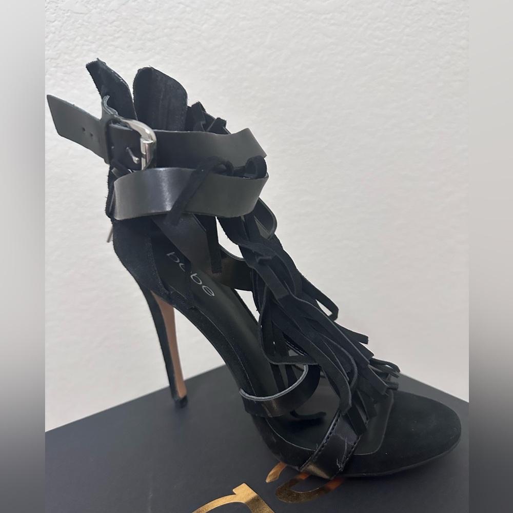 Bebe -Isella - size 8 womens stilleto